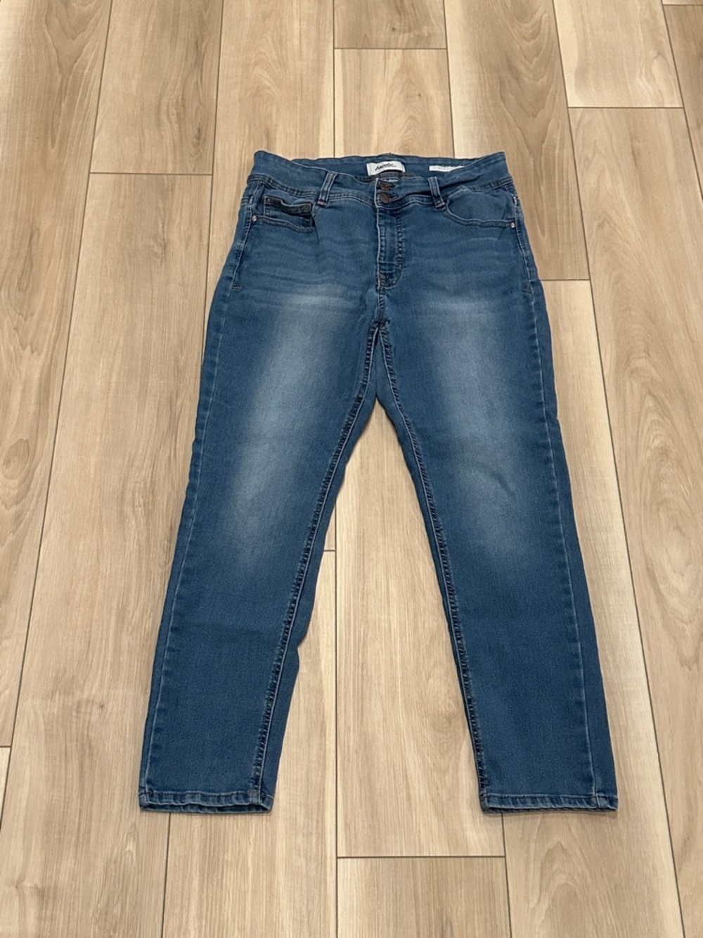 Angels Brand Stretch Women's Skinny Jeans in Medium Blue Denim Size 12 Curvy